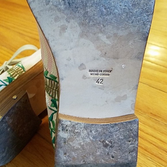 Laurence Dacade Floral Embroidered Shoes - Picture 7 of 10